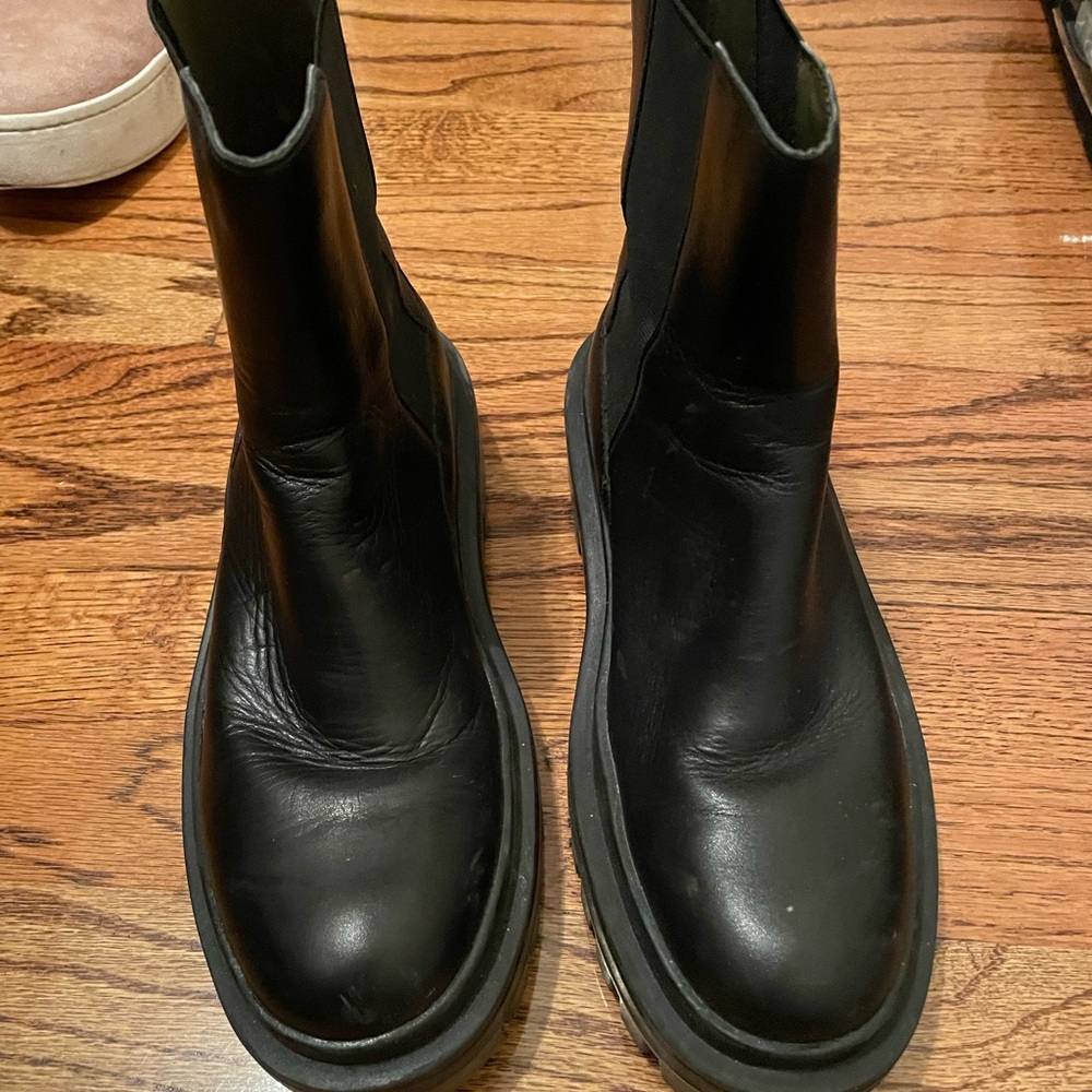 Zara leather ankle boots size 37